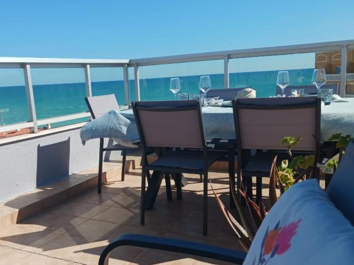 Precioso Atico Frente Al Mar Reformado 2025 Apartment Peniscola Ngoại thất bức ảnh